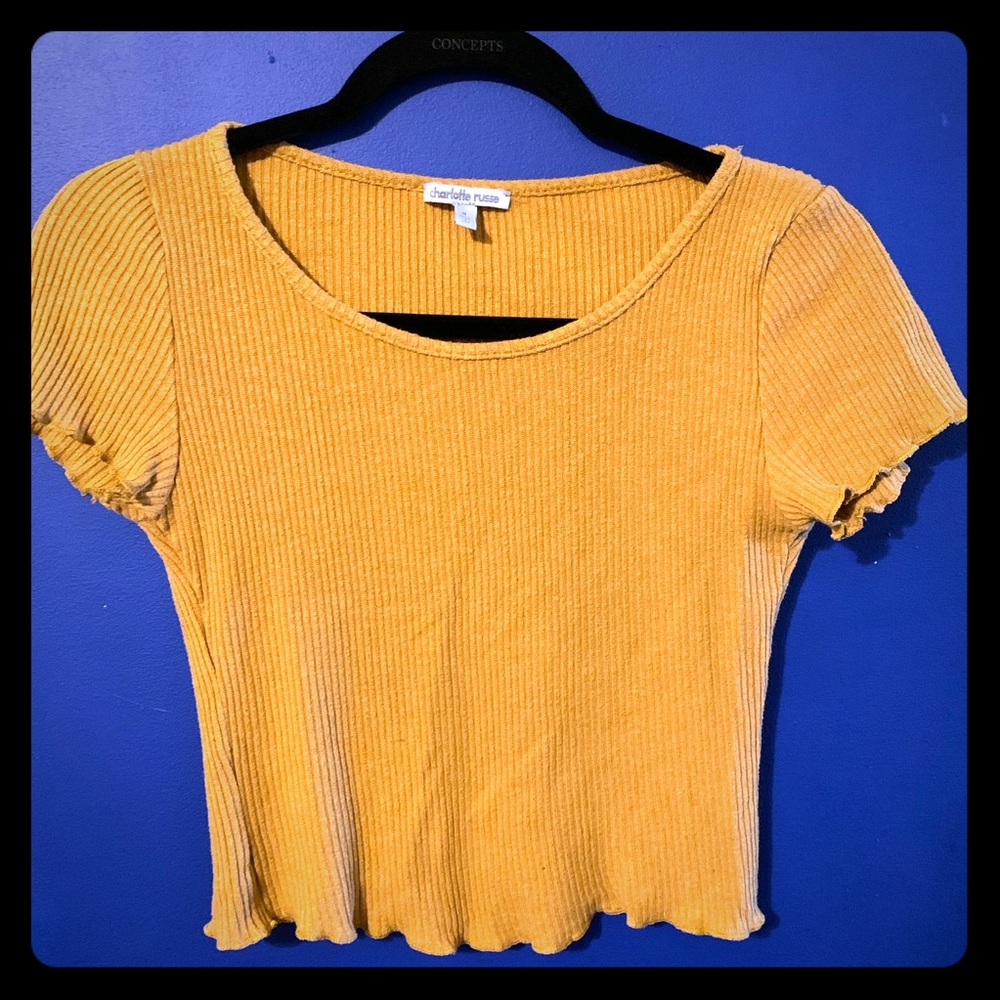 🔑Charlotte Russe Golden Ribbed Crop Top